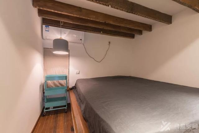 长沙家装效果图28平老房 把床抬高 空间扩容一倍